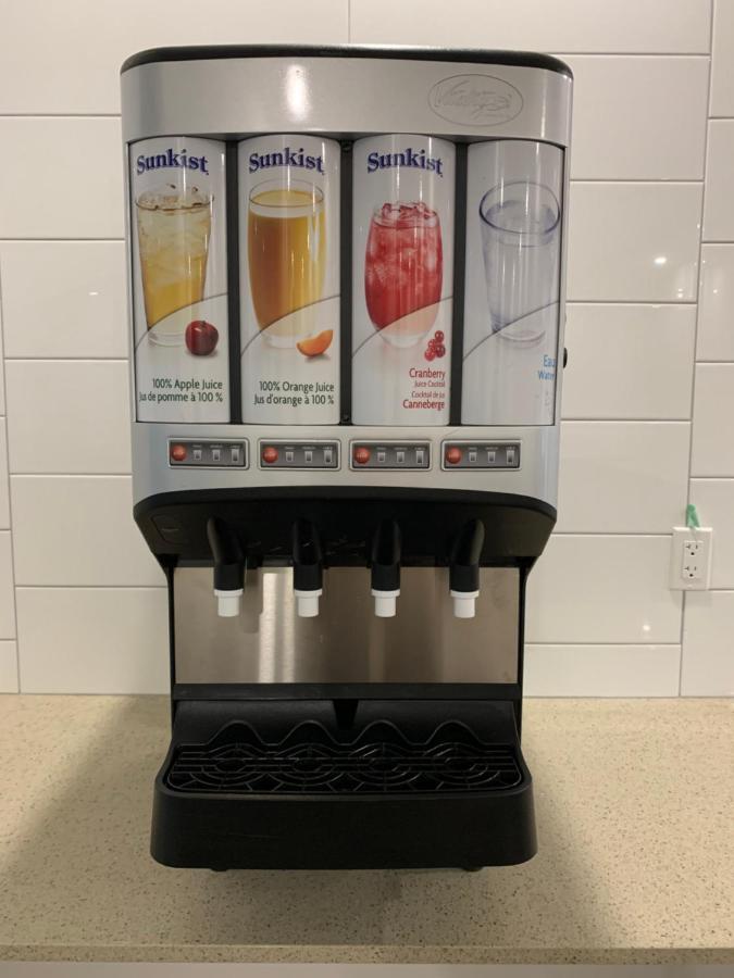 Meridian Inn & Suites Regina Airport Kültér fotó
